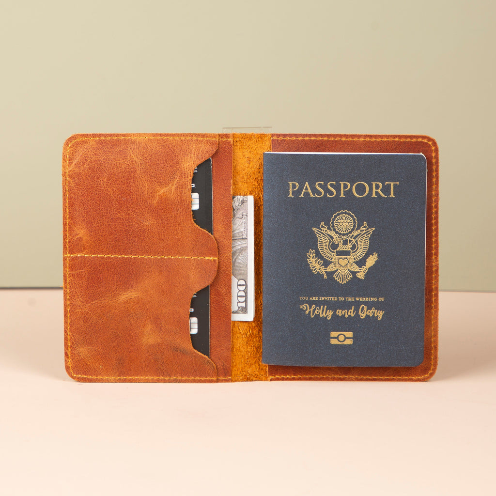 Leather Passport Holder - Brown - Milan